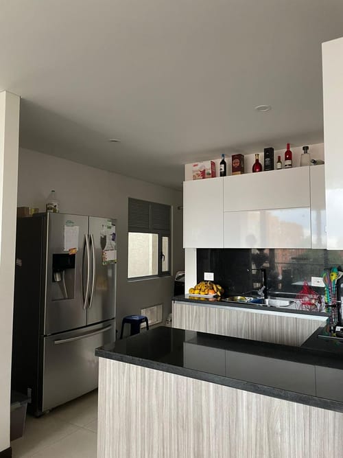 Apartamento de 3 alcobas en venta en La Calleja, Bogotá, 129 m² · foto 3 de 9