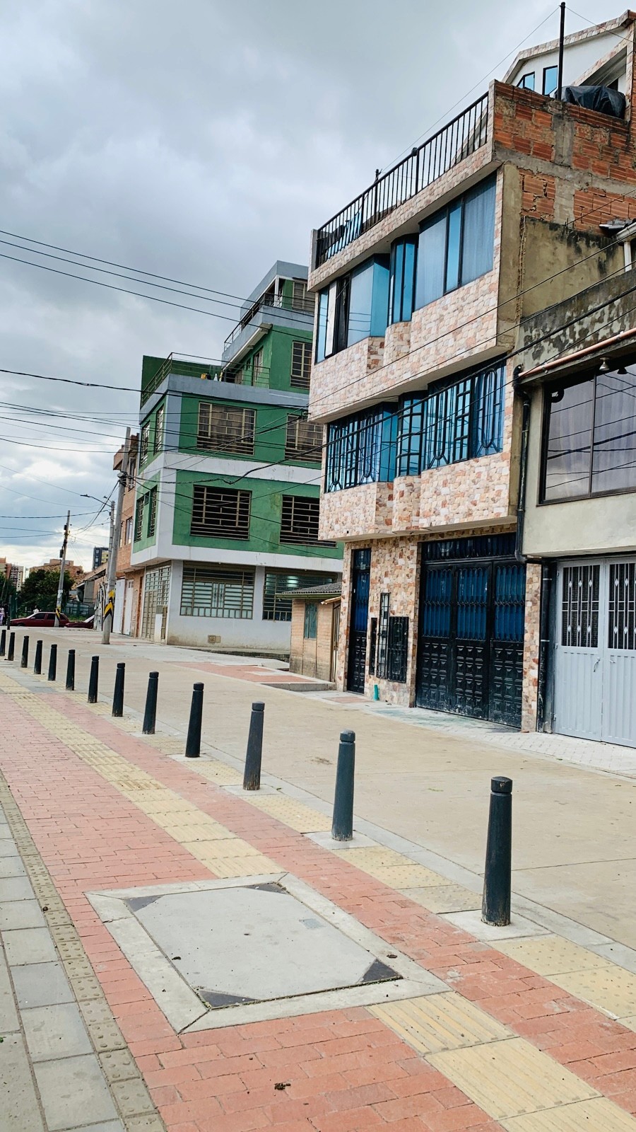 Casa en venta en Castilla, Bogotá · foto 3 de 8