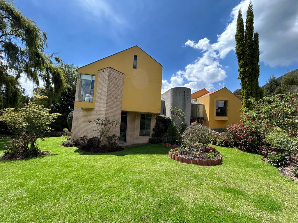 Casa en venta en Chuntame, Cajicá · foto 2 de 24