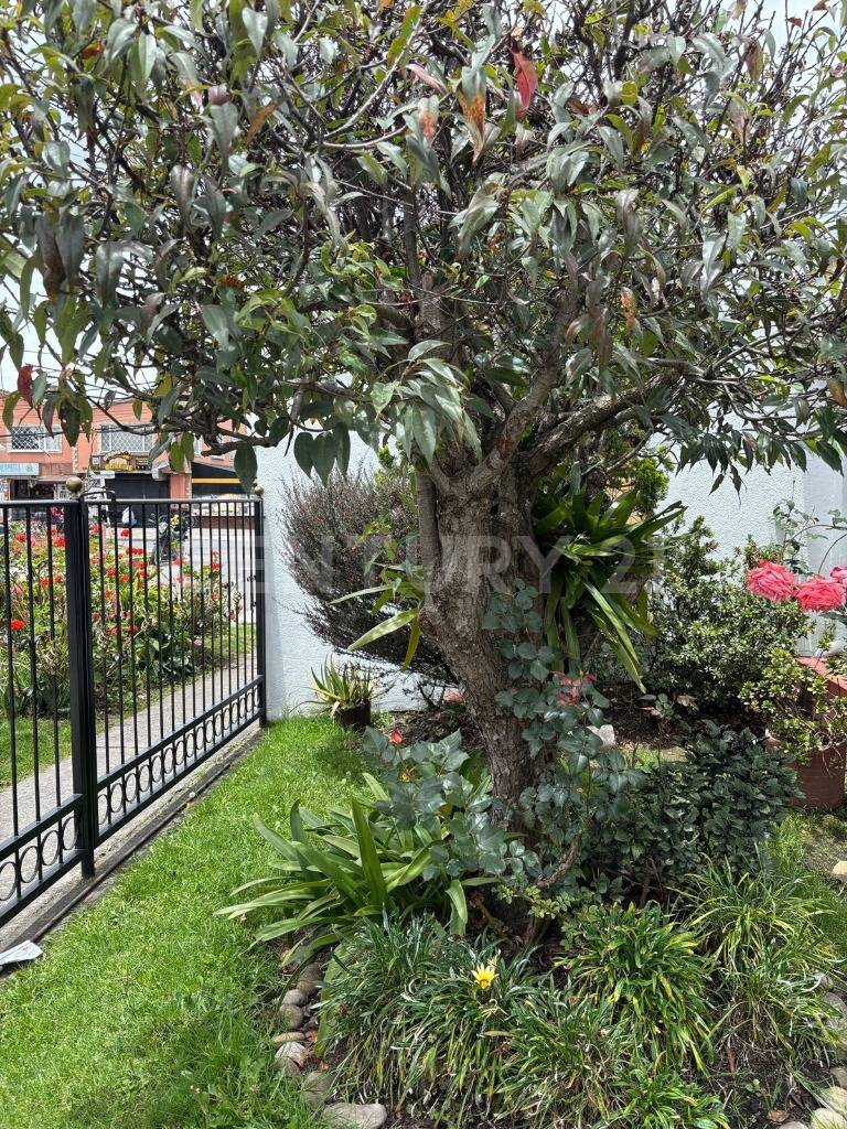 Casa en venta en Modelia, Bogotá · foto 3 de 20