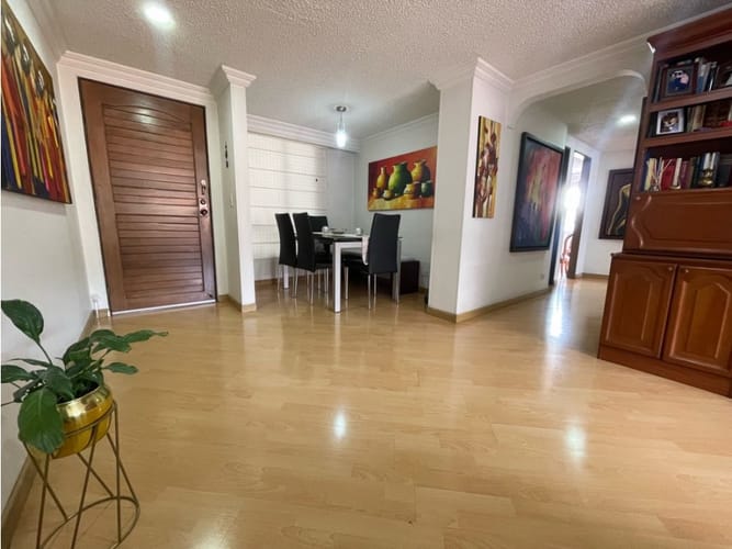 Apartamento de 3 alcobas en venta en Pontevedra, Bogotá, 86 m² · foto 4 de 20