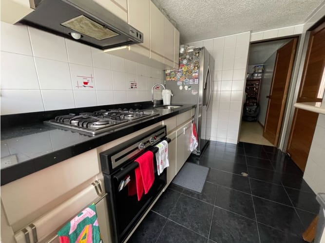 Apartamento de 3 alcobas en venta en Pontevedra, Bogotá, 86 m² · foto 7 de 20