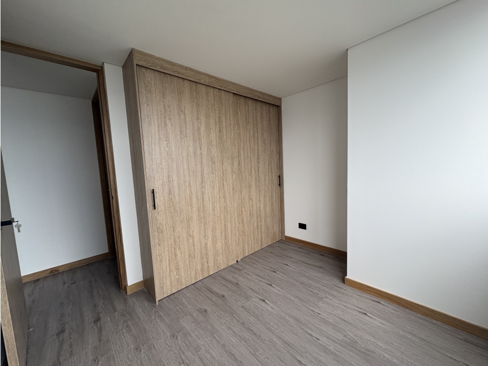 Apartamento en arriendo en Las Palmas, Medellín · foto 7 de 17