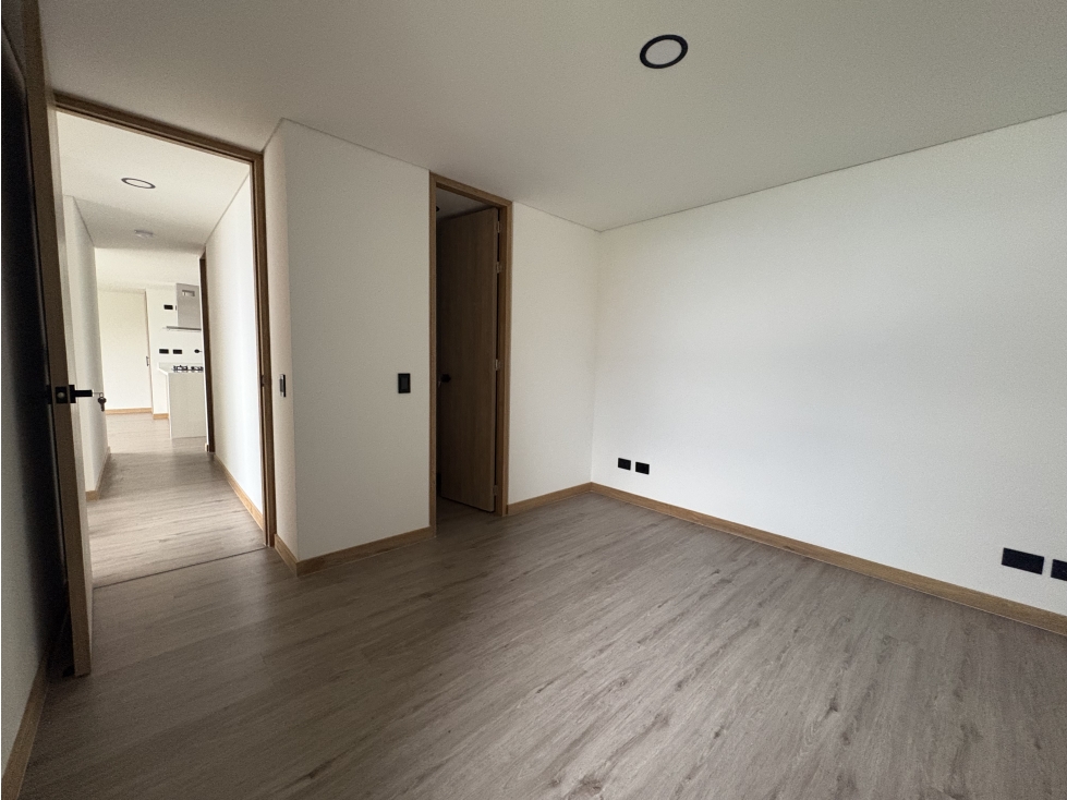 Apartamento en arriendo en Las Palmas, Medellín · foto 8 de 17