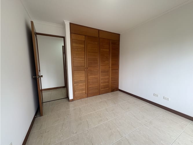 Apartamento de 3 alcobas en arriendo en Urbanizacion Villa Linda, Medellín, 115 m² · foto 9 de 22