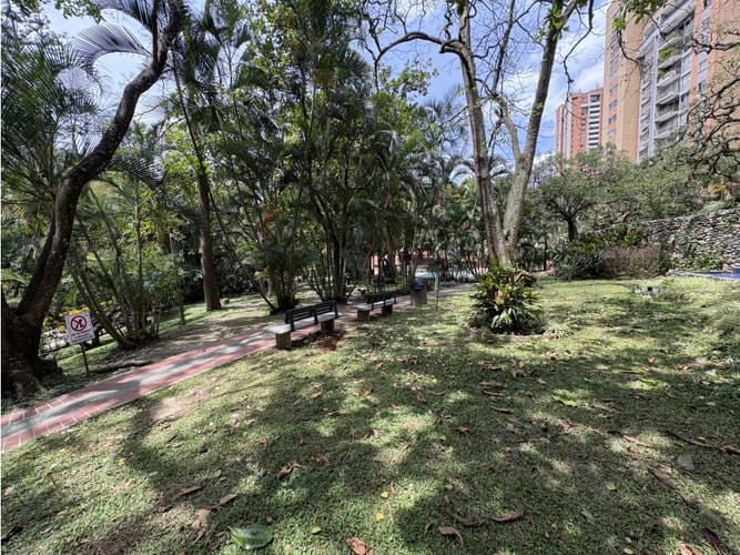 Apartamento de 3 alcobas en arriendo en Urbanizacion Villa Linda, Medellín, 115 m² · foto 17 de 22
