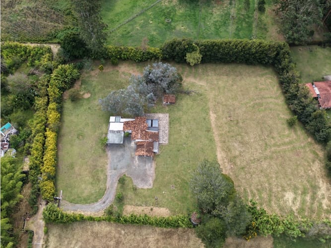 Lote en venta en Gualanday, Rionegro, 12800 m² · foto 2 de 16