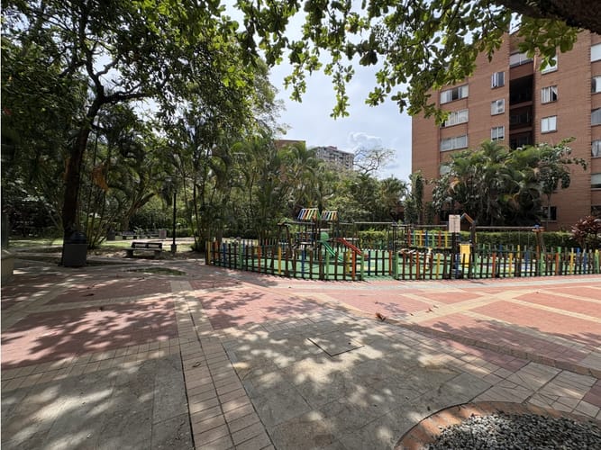 Apartamento de 3 alcobas en arriendo en Urbanizacion Villa Linda, Medellín, 115 m² · foto 22 de 22