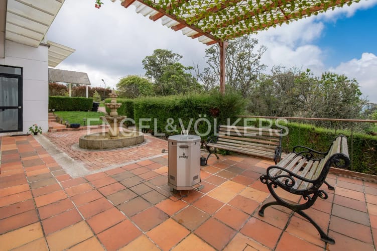 Casa de 4 alcobas en venta en Yerbabuena, Sopó, 330 m² · foto 17 de 20