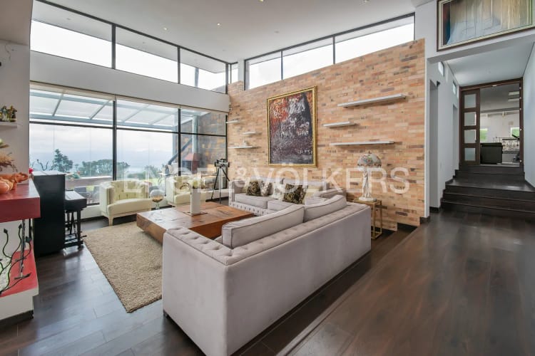 Casa de 4 alcobas en venta en Yerbabuena, Sopó, 330 m² · foto 2 de 20
