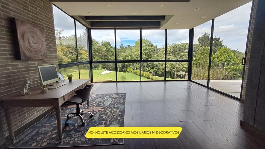 Casa de 3 alcobas en arriendo en Perico, Envigado, 350 m² · foto 3 de 20
