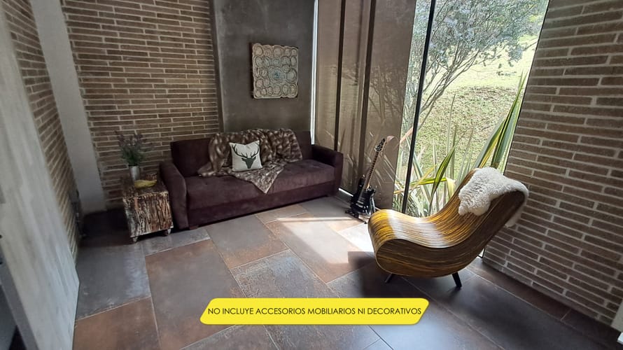 Casa de 3 alcobas en arriendo en Perico, Envigado, 350 m² · foto 8 de 20