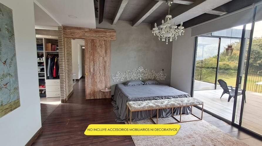 Casa de 3 alcobas en arriendo en Perico, Envigado, 350 m² · foto 9 de 20