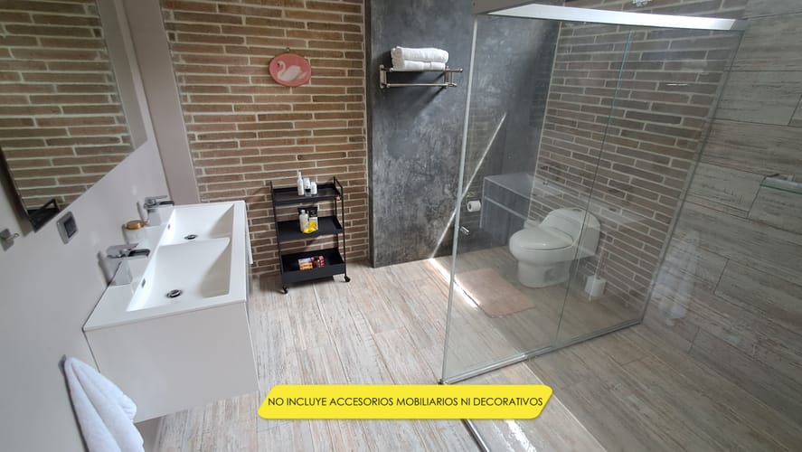 Casa de 3 alcobas en arriendo en Perico, Envigado, 350 m² · foto 13 de 20