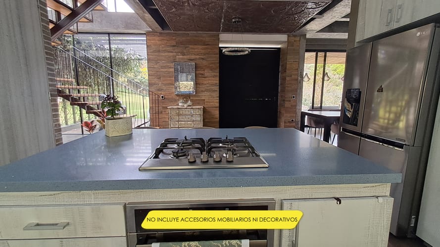 Casa de 3 alcobas en arriendo en Perico, Envigado, 350 m² · foto 16 de 20