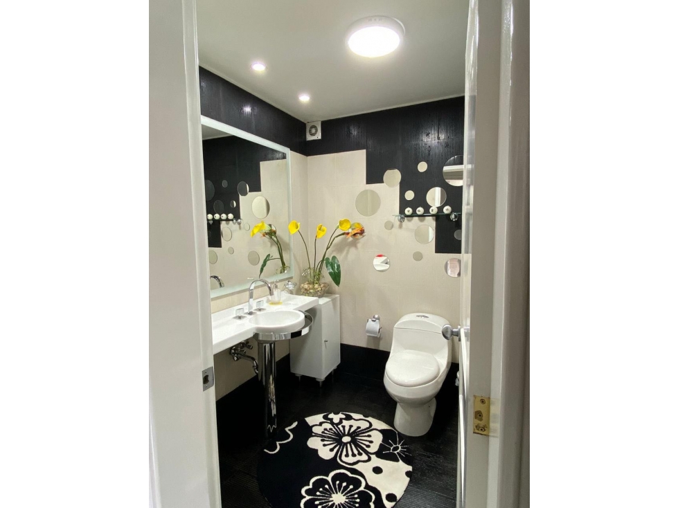 Apartamento en venta en Santa Barbara Central, Bogotá · foto 18 de 21