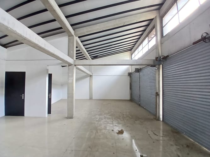 Local en arriendo en San Gabriel, Itagüí, 304 m² · foto 3 de 10