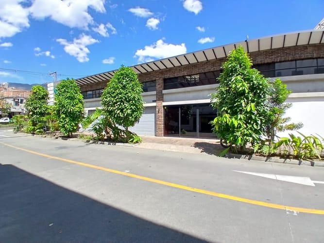 Local en arriendo en San Gabriel, Itagüí, 304 m² · foto 7 de 10