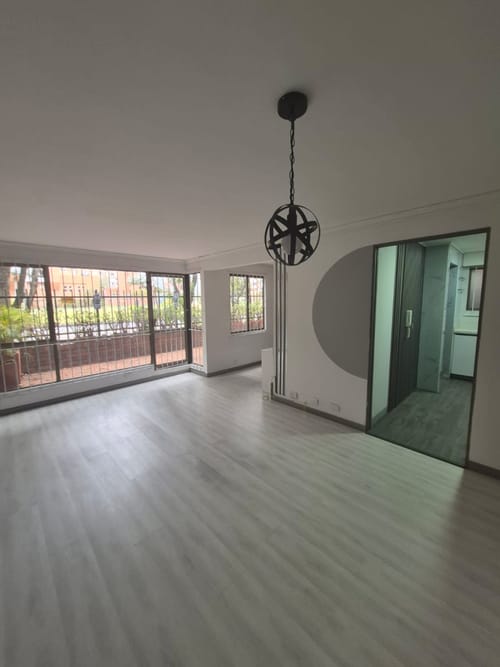 Apartamento en venta en Cedritos, Bogotá · foto 3 de 22