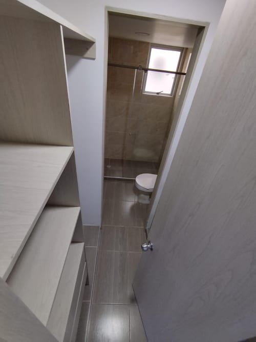 Apartamento en venta en Valle Del Lili, Cali · foto 13 de 17