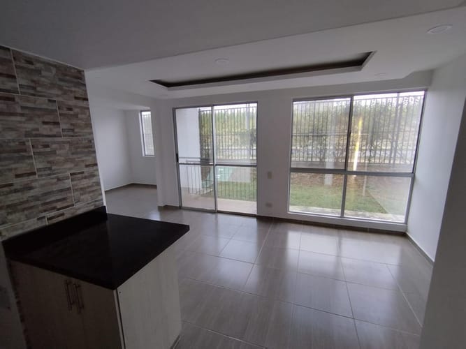 Apartamento en venta en Valle Del Lili, Cali · foto 2 de 17