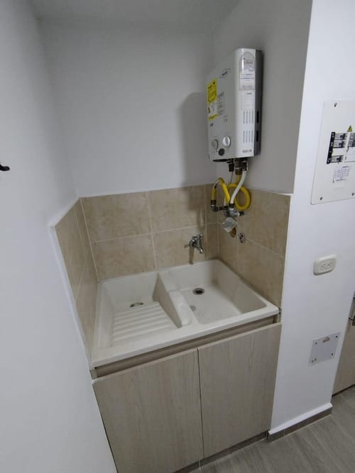 Apartamento en venta en Valle Del Lili, Cali · foto 8 de 17