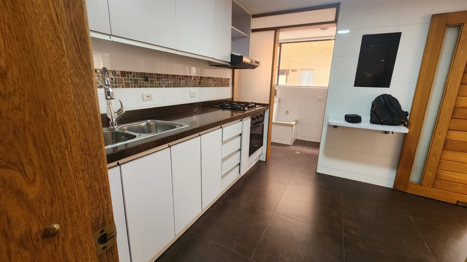 Apartamento en venta en El Chico, Bogotá · foto 8 de 24