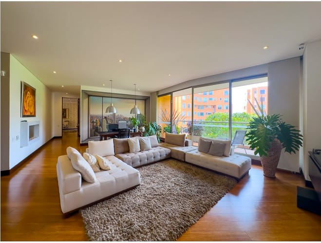 Apartamento de 4 alcobas en venta en Gratamira, Bogotá, 415 m² · foto 12 de 21