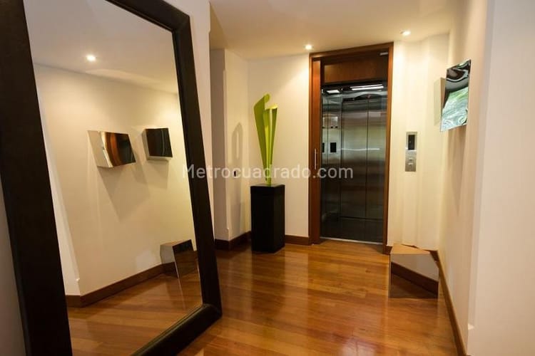 Apartamento de 3 alcobas en venta en Antiguo Country, Bogotá, 213 m² · foto 6 de 21