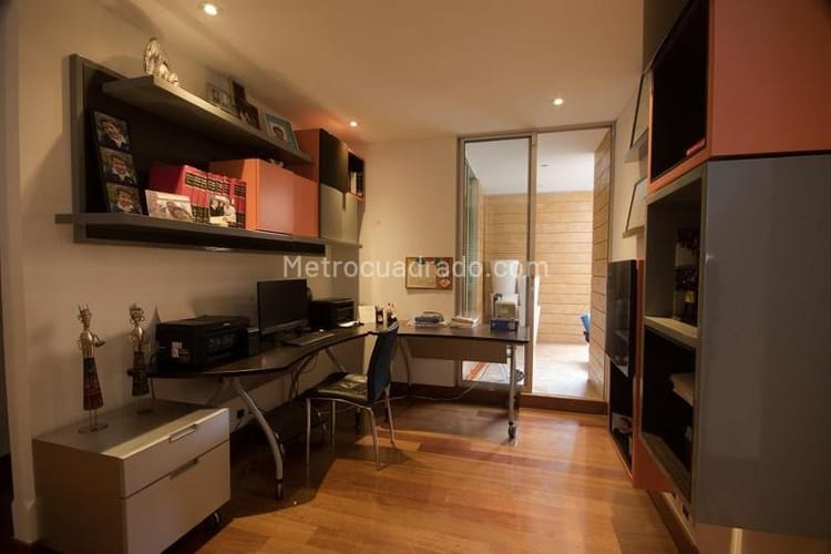 Apartamento de 3 alcobas en venta en Antiguo Country, Bogotá, 213 m² · foto 10 de 21