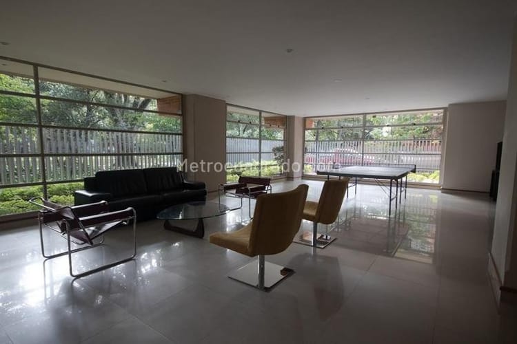 Apartamento de 3 alcobas en venta en Antiguo Country, Bogotá, 213 m² · foto 19 de 21