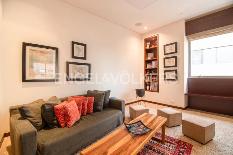 Apartamento de 3 alcobas en venta en La Cabrera, Bogotá, 511 m² · foto 11 de 23