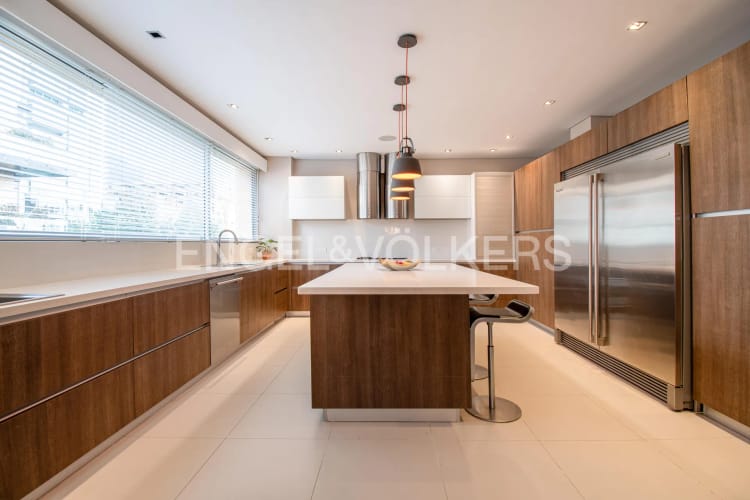 Apartamento de 3 alcobas en venta en La Cabrera, Bogotá, 511 m² · foto 9 de 23