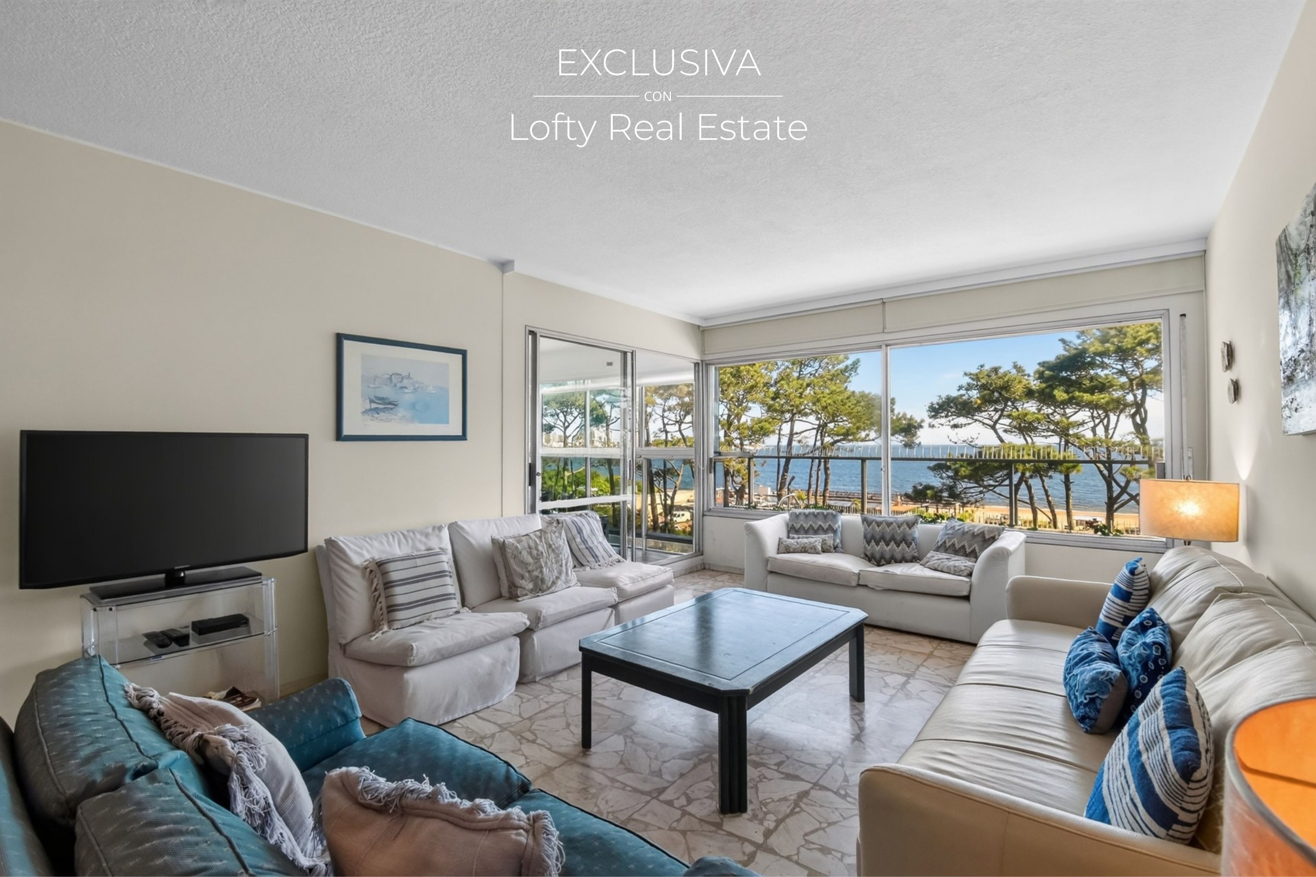 Venta Imarangatú 2 Dormitorios + Servicio - Garaje - Mansa, Punta del Este.
