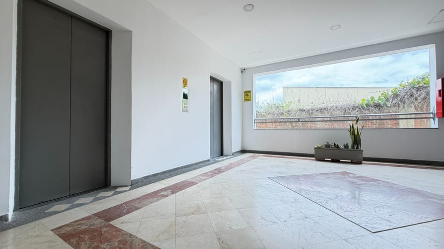 Oficina en arriendo en San Pedro, Cali, 1000 m² · foto 21 de 24