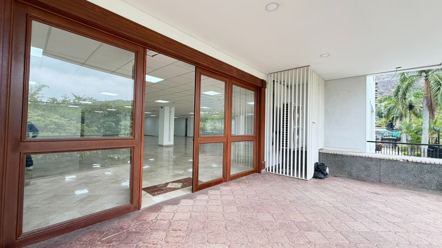 Oficina en arriendo en San Pedro, Cali, 1000 m² · foto 22 de 24