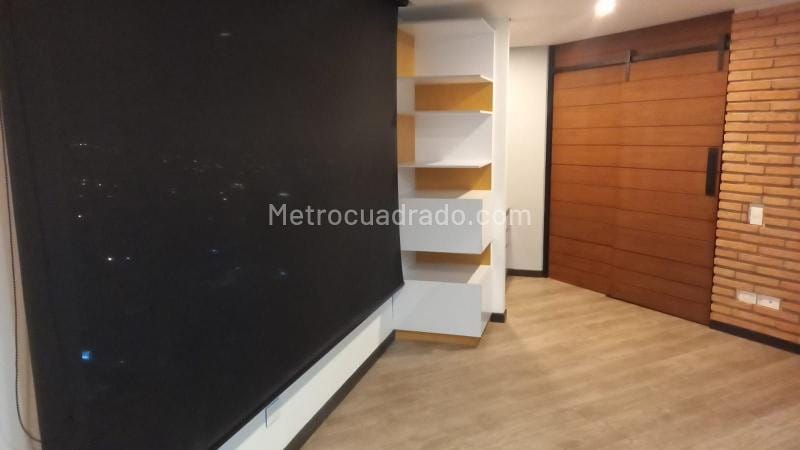 Apartamento de 1 alcoba en venta en Chapinero Central, Bogotá, 44 m² · foto 3 de 9
