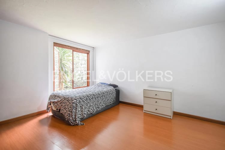 Apartamento de 3 alcobas en venta en Cerros De Niza, Bogotá, 175 m² · foto 11 de 13