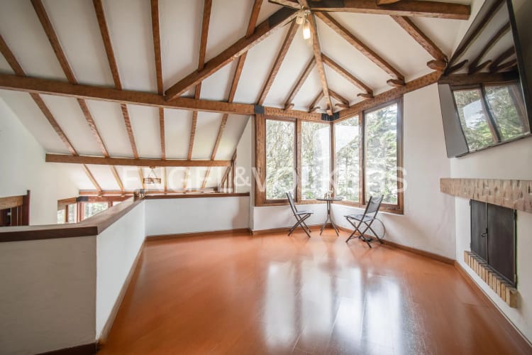 Apartamento de 3 alcobas en venta en Cerros De Niza, Bogotá, 175 m² · foto 8 de 13