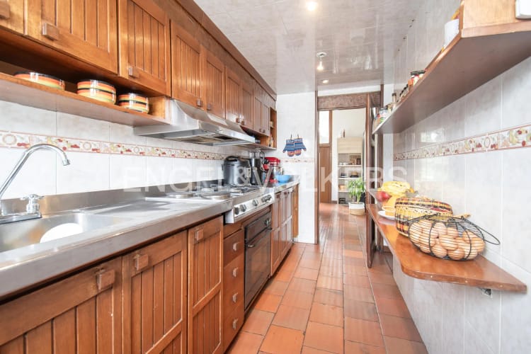 Apartamento de 3 alcobas en venta en Cerros De Niza, Bogotá, 175 m² · foto 7 de 13