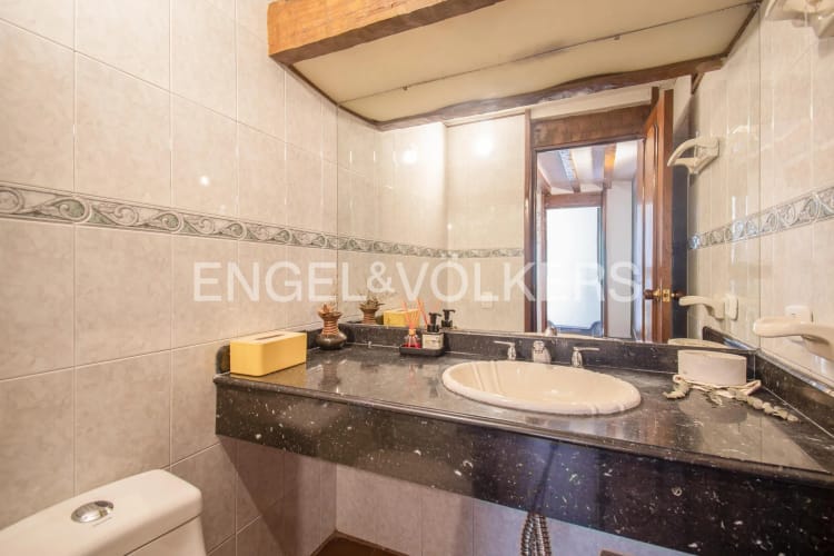 Apartamento de 3 alcobas en venta en Cerros De Niza, Bogotá, 175 m² · foto 6 de 13