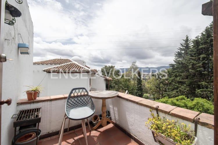 Apartamento de 3 alcobas en venta en Cerros De Niza, Bogotá, 175 m² · foto 3 de 13