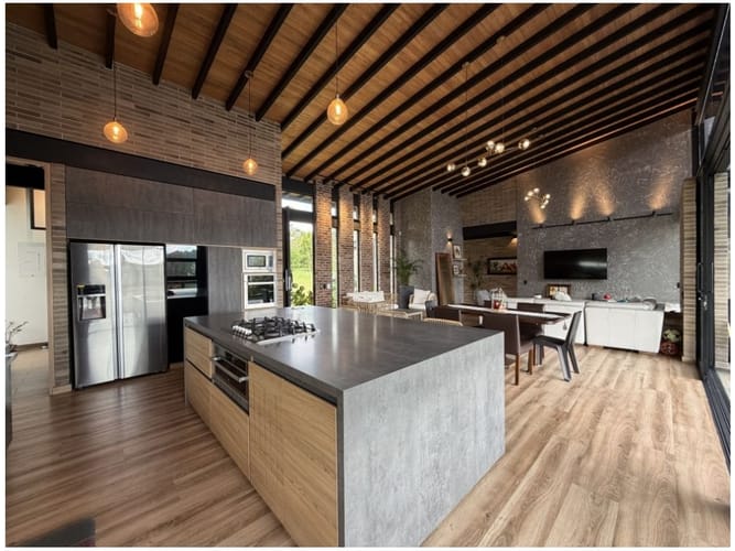 Casa de 4 alcobas en venta en Pantanillo, El Retiro, 356 m² · foto 13 de 17