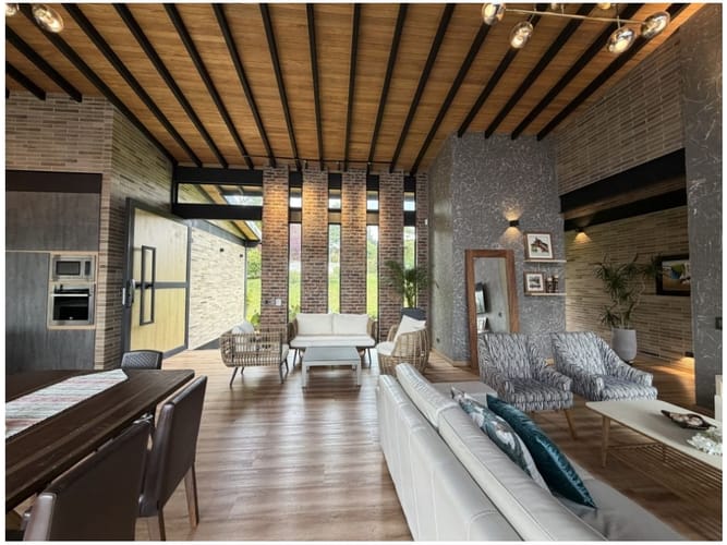 Casa de 4 alcobas en venta en Pantanillo, El Retiro, 356 m² · foto 14 de 17