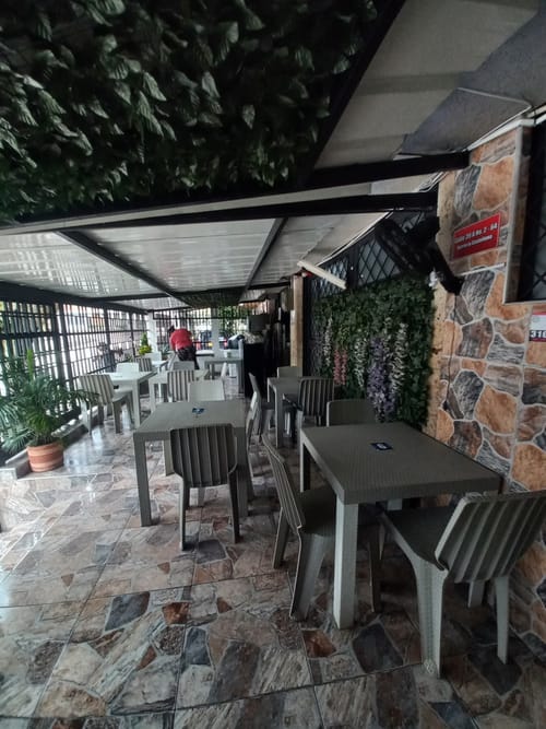 Casa de 15 alcobas en venta en Santa Helena, Ibagué, 280 m² · foto 5 de 20