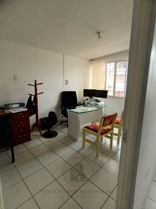 Casa de 5 alcobas en venta en Los Pinos, Bucaramanga, 240 m² · foto 2 de 8