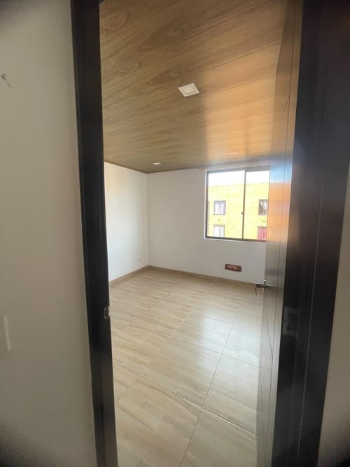 Apartamento de 2 alcobas en venta en La Magnolia, Madrid, 41 m² · foto 11 de 20