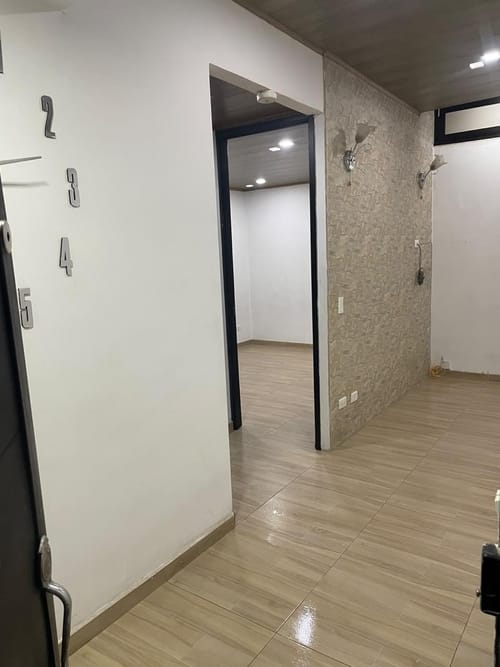 Apartamento de 2 alcobas en venta en La Magnolia, Madrid, 41 m² · foto 6 de 20