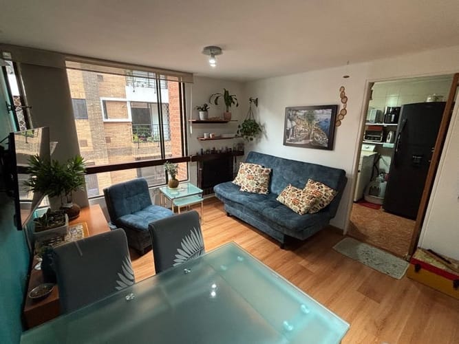 Apartaestudio en venta en Cedritos, Bogotá, 41 m² · foto 2 de 14