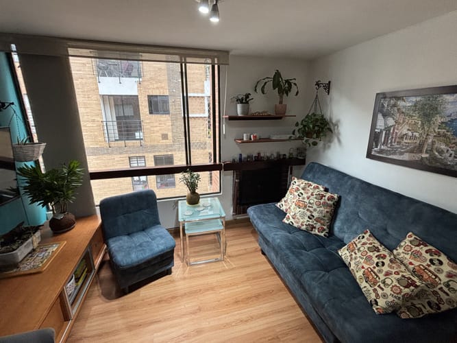 Apartaestudio en venta en Cedritos, Bogotá, 41 m² · foto 3 de 14